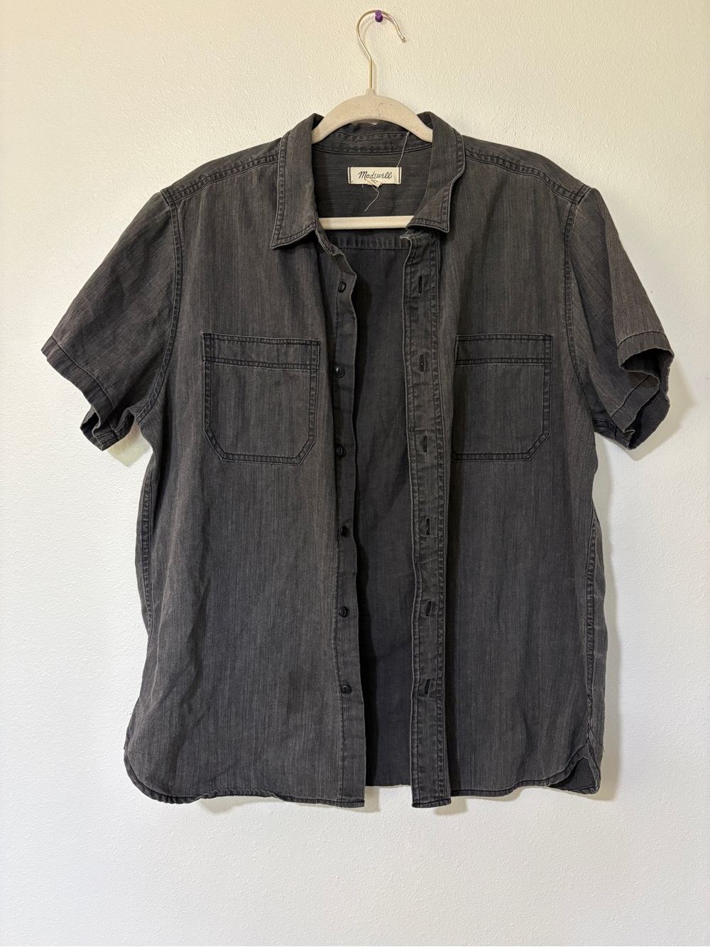 Madewell Men's Short Sleeve Button-Up Shirt in Charcoal